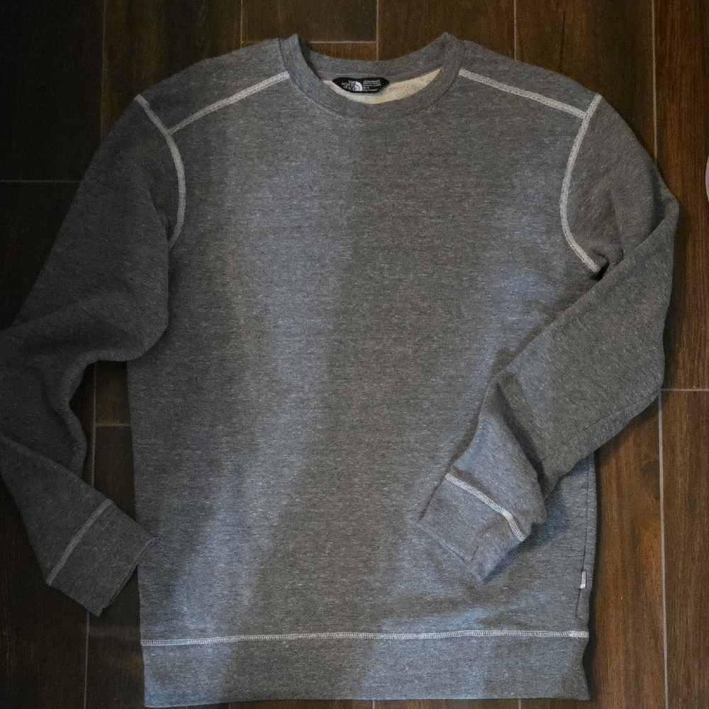 The North Face Heather Gray Crewneck - Picture 2 of 4